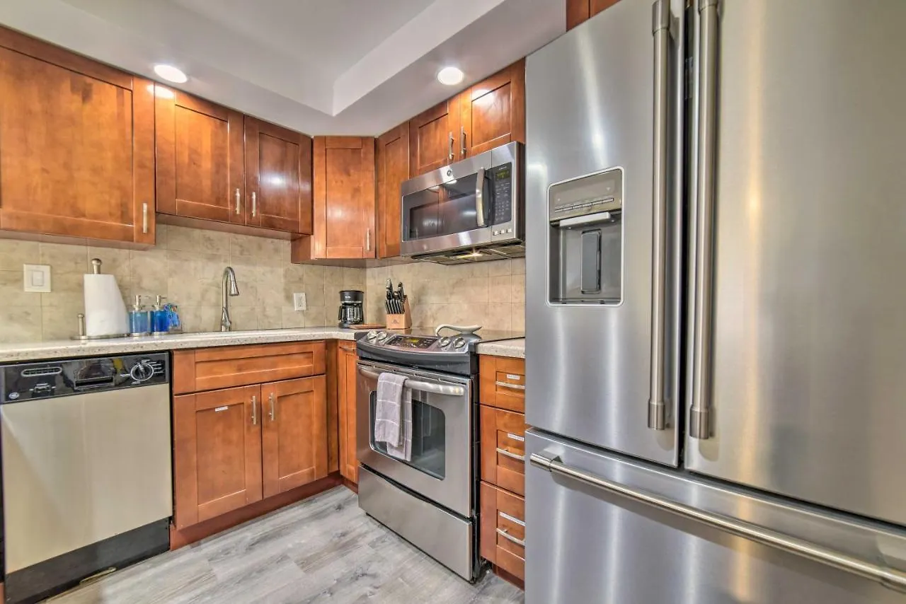 Apartment Lahaina Oasis With Community Pool And Ocean Views Kahana